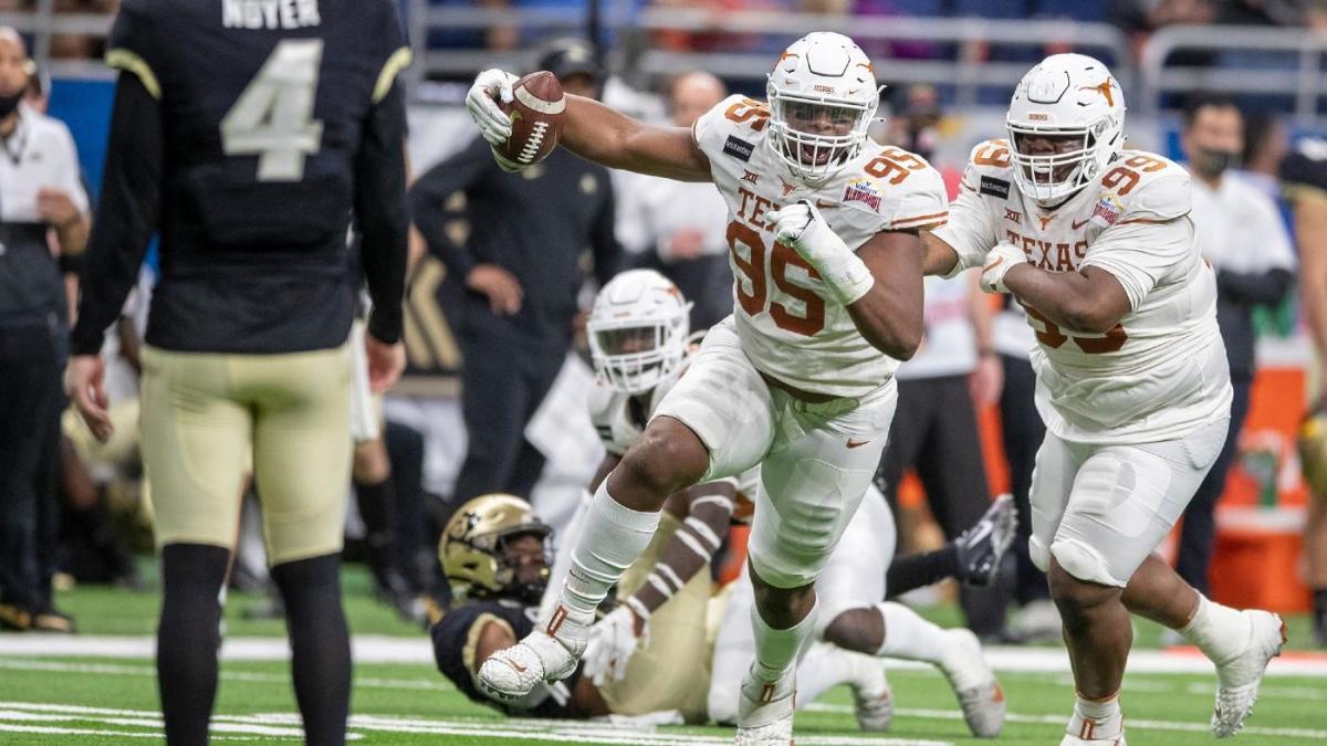 Texas-Colorado match result: After Sam Ellinger is injured, Longhorns' team catches attention in defeating Alamo Powell