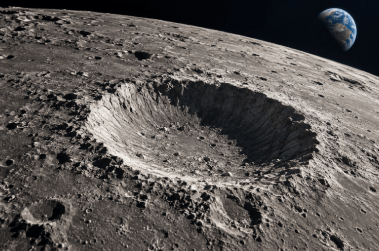 Luna, scoperto un nuovo cratere grande quanto due campi da calcio Luna, scoperto un nuovo cratere grande quanto due campi da calcio